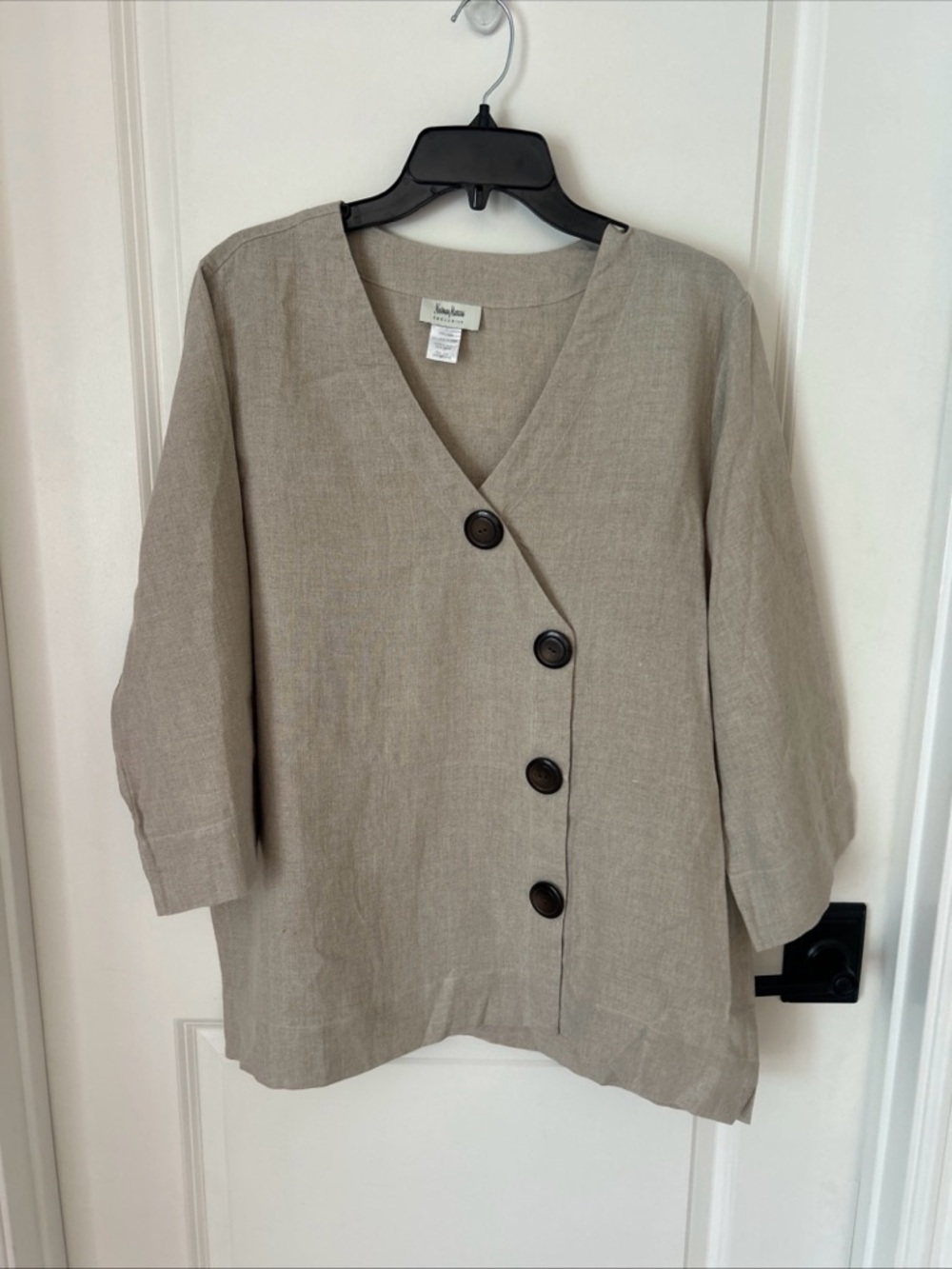 Neiman Marcus Beige Linen Asymmetric Button Tunic